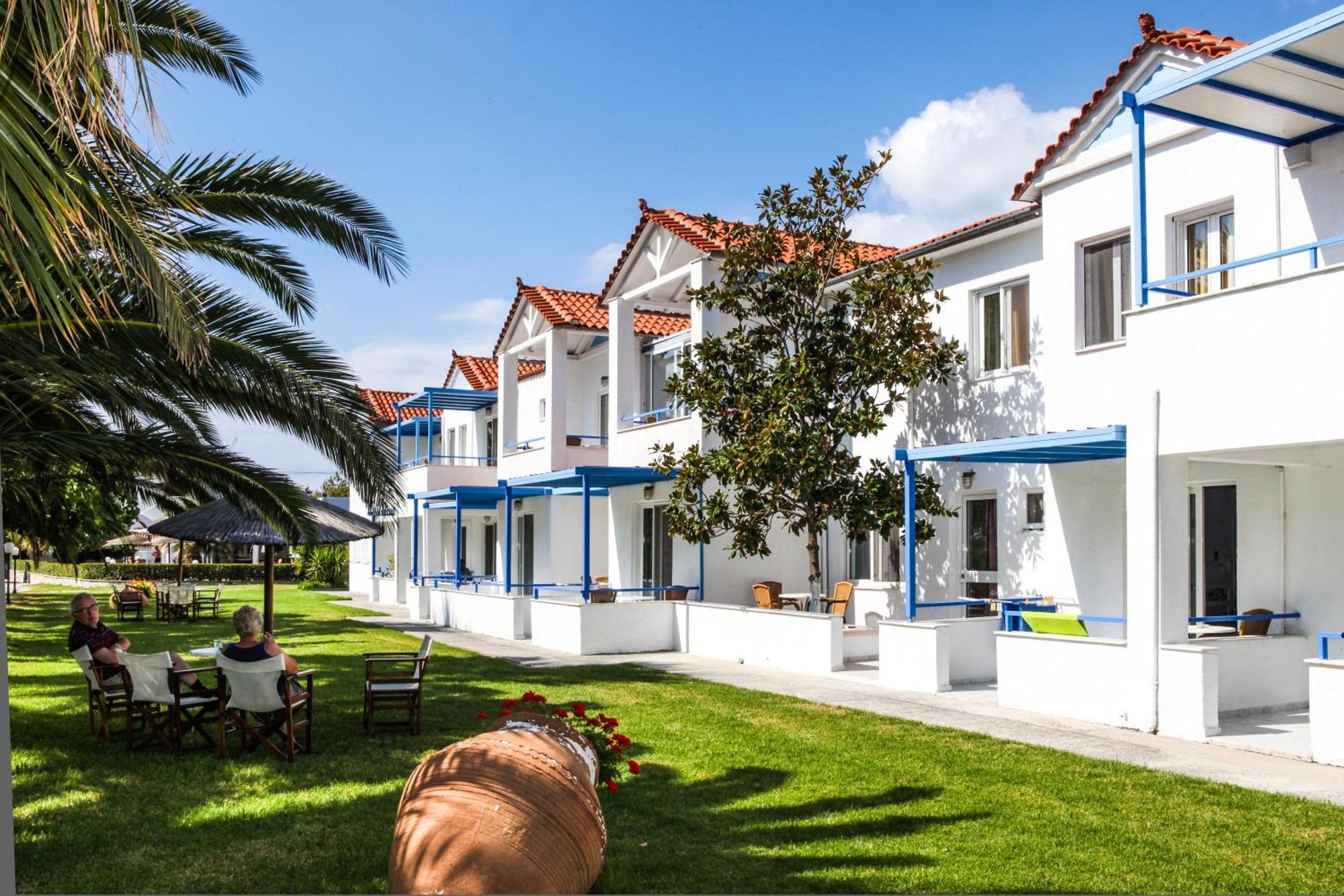 Ostria Apart otel Aya Paraskevi Dış mekan fotoğraf