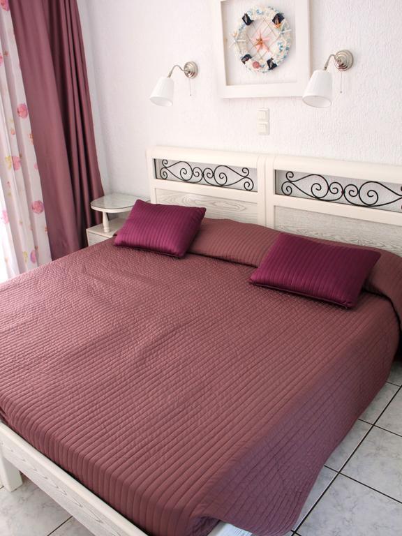 Ostria Apart otel Aya Paraskevi Dış mekan fotoğraf