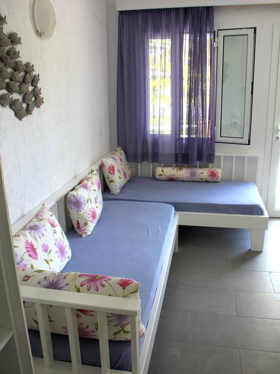 Ostria Apart otel Aya Paraskevi Dış mekan fotoğraf