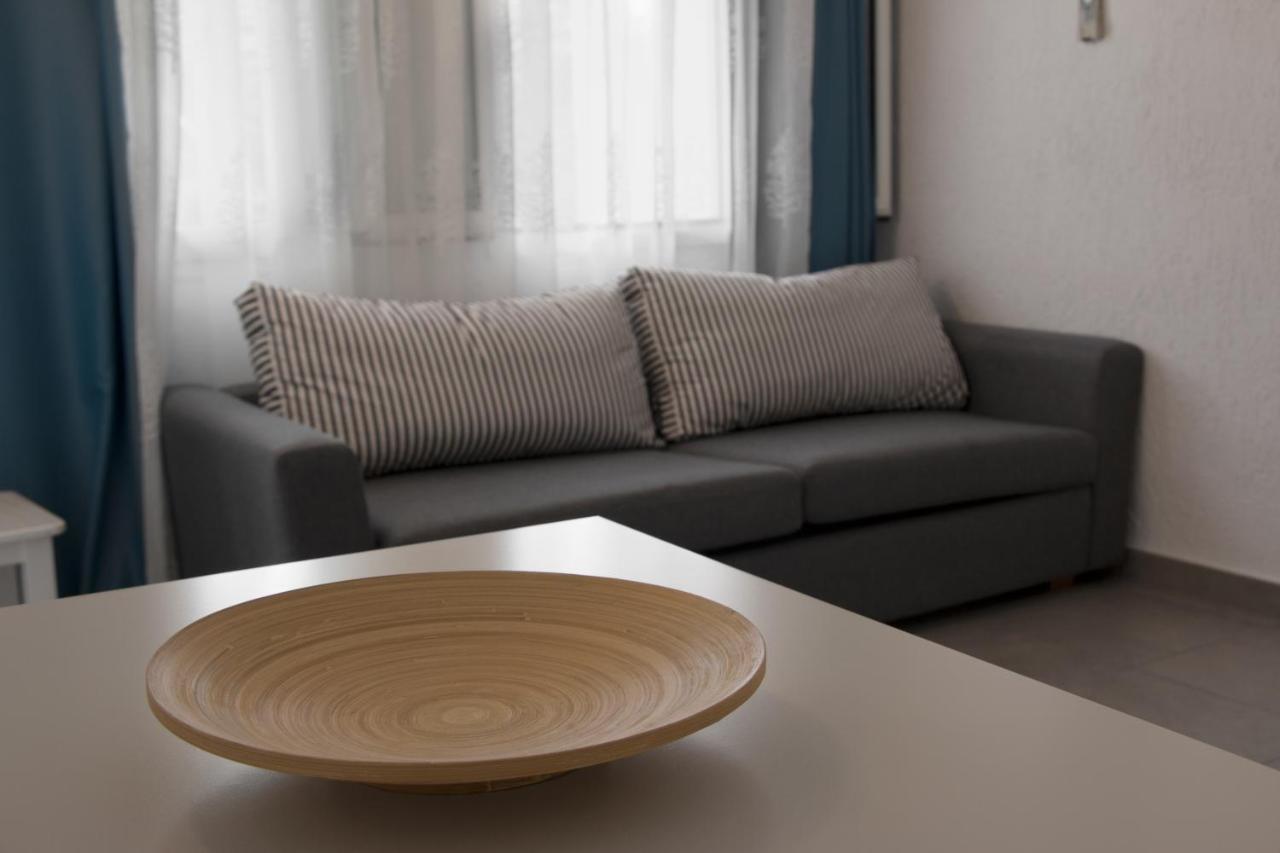 Ostria Apart otel Aya Paraskevi Dış mekan fotoğraf