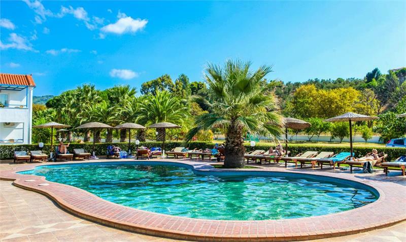 Ostria Apart otel Aya Paraskevi Dış mekan fotoğraf