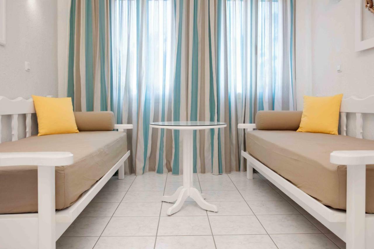 Ostria Apart otel Aya Paraskevi Dış mekan fotoğraf